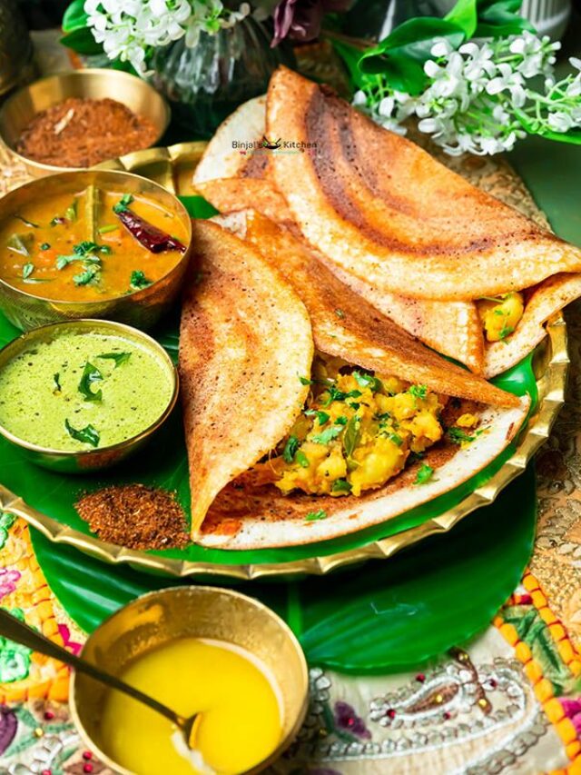 भारत के टॉप 10 स्ट्रीट फूड्स जो हर फूडी को ज़रूर ट्राई करने चाहिए!
